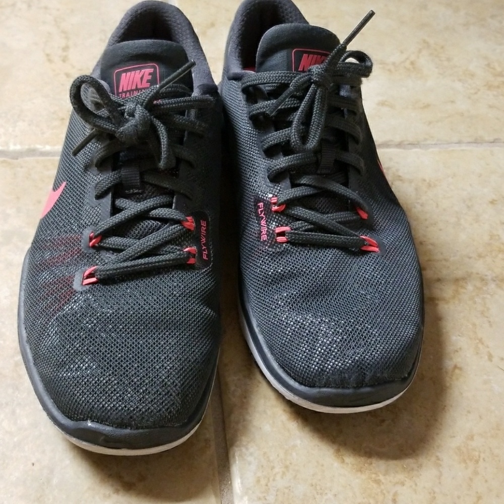 nike training flex supreme tr5 flywire
